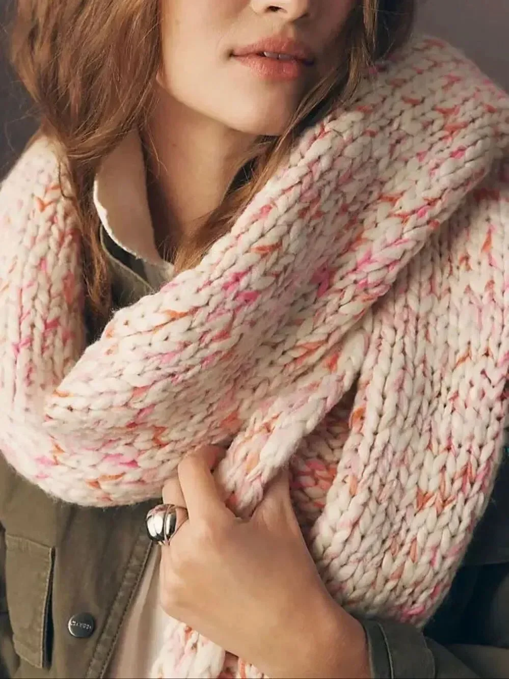 Anthropologie Chunky Yarn Knit Fringe Scarf Pink NWT One Size confetti